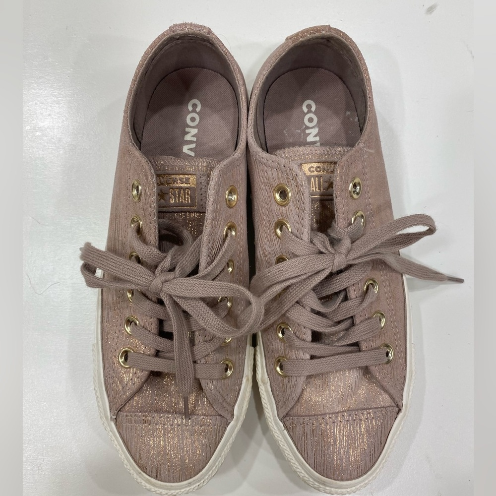 Converse shoes- size 7.